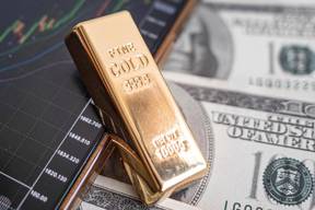 A sharp gold pullback is a lesson in risk signals, not just price watching